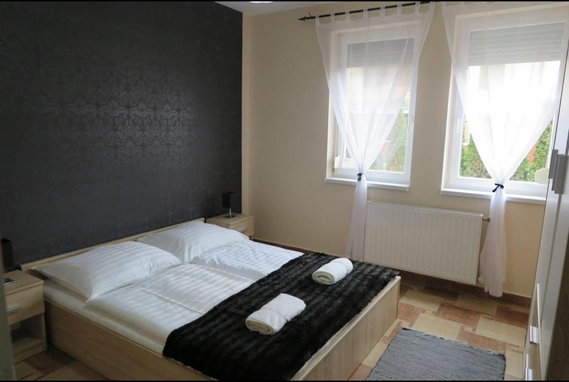 Beach Deluxe Apartman Hajdúszoboszló Zewnętrze zdjęcie